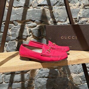Gucci Shocking Pink Patent Leather Horsebit 1953 Loafers